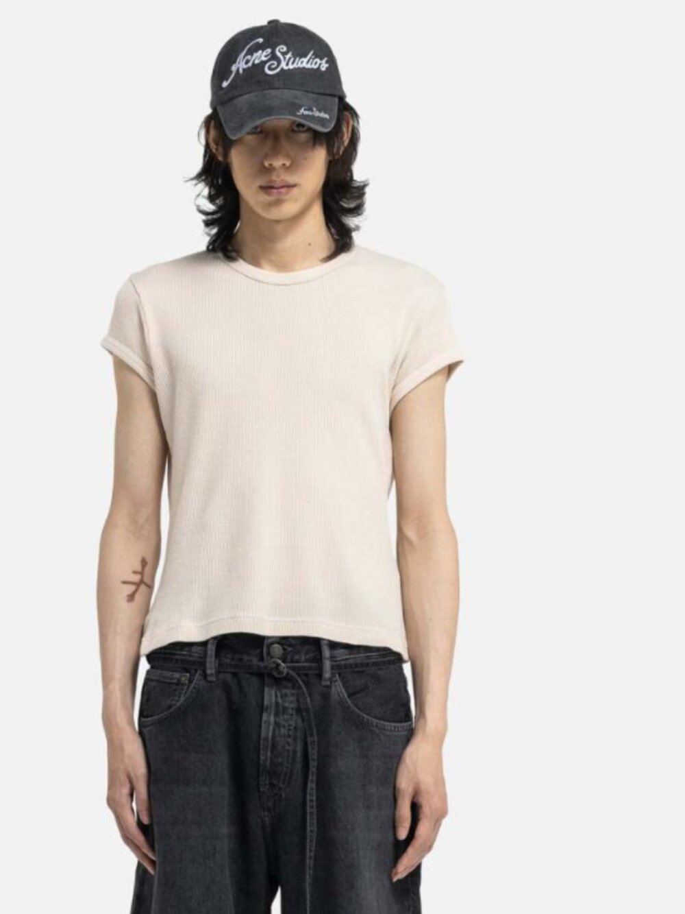 Acne Studios Fitted T-Shirt in Soft Pink Unisex size Medium  NWOT
